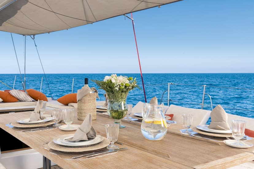 Sailing Yacht Logica
