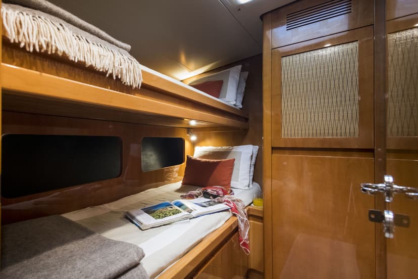 Sailing Yacht Logica