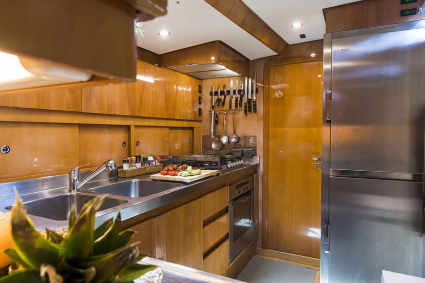 Sailing Yacht Logica
