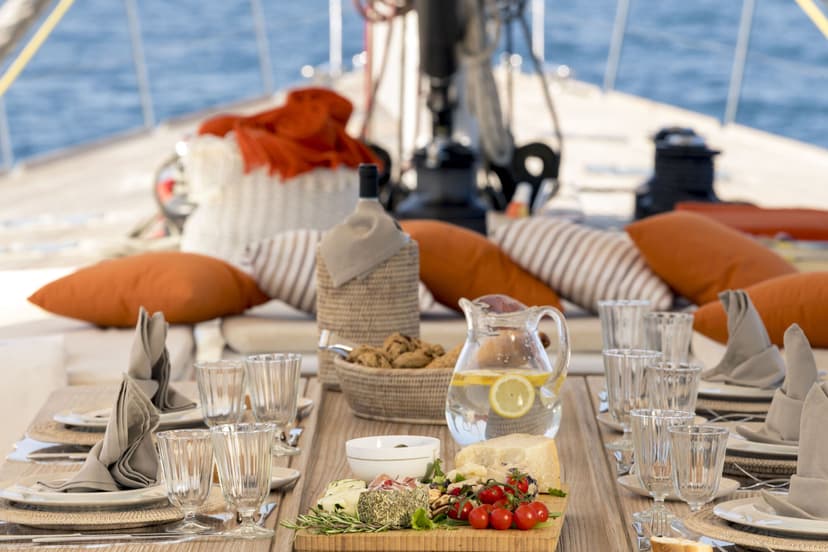 Sailing Yacht Logica